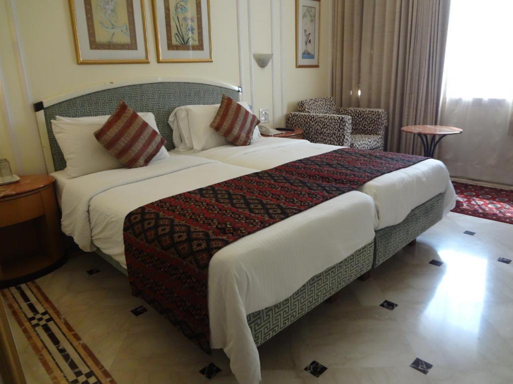Regency Hotel Malabar Hill Mumbai Exterior foto